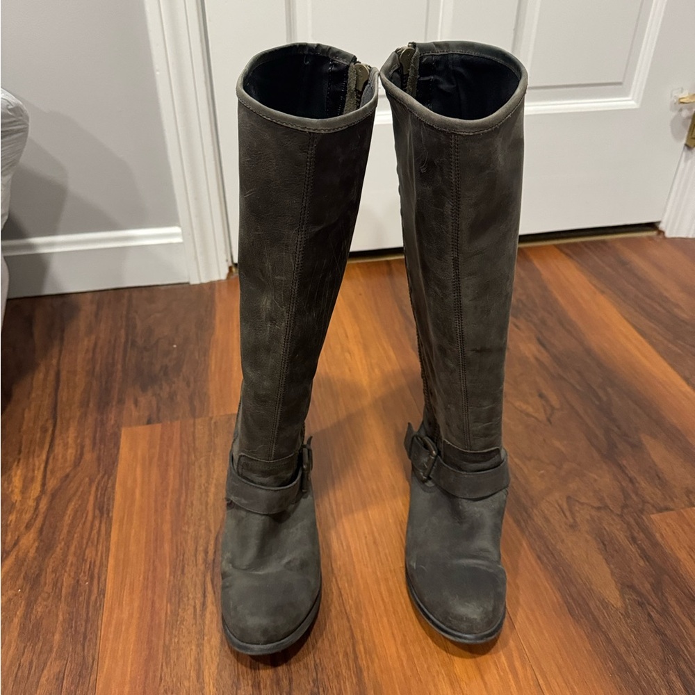 Woman boots